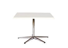 Bord i hvid laminat<br/>L:75 cm B:75 cm H:50 cm